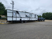Load image into Gallery viewer, 2020 Forest River RV Vibe 26BH