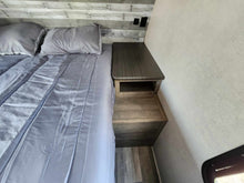 Load image into Gallery viewer, 2020 Forest River RV Vibe 26BH