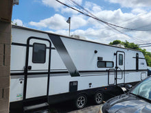 Load image into Gallery viewer, 2020 Forest River RV Vibe 26BH