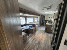 Load image into Gallery viewer, 2020 Forest River RV Vibe 26BH