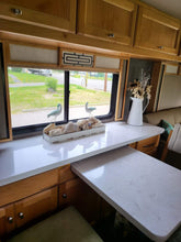 Load image into Gallery viewer, 2021 Tiffin Allegro