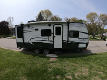 Load image into Gallery viewer, 2017 Keystone RV Springdale SM2020QB