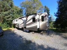 Load image into Gallery viewer, 2012 Heartland Landmark San Antonio