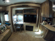 Load image into Gallery viewer, 2012 Heartland Landmark San Antonio