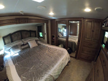 Load image into Gallery viewer, 2012 Heartland Landmark San Antonio