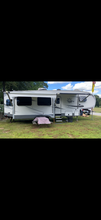 Load image into Gallery viewer, 2018 Highland Ridge 291RLS