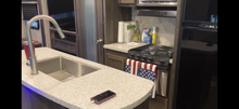 Load image into Gallery viewer, 2018 Highland Ridge 291RLS