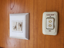 Load image into Gallery viewer, 2013 KZ Spree Escape