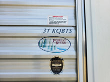 Load image into Gallery viewer, 2017 Forest River Salem 31KQBTS