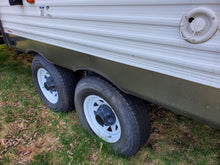 Load image into Gallery viewer, 2017 Forest River Salem 31KQBTS