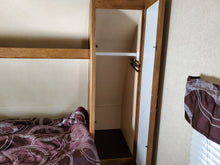 Load image into Gallery viewer, 2017 Forest River Salem 31KQBTS