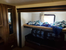 Load image into Gallery viewer, 2017 Forest River Salem 31KQBTS