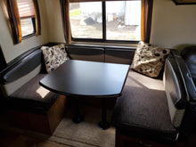 Load image into Gallery viewer, 2017 Forest River Salem 31KQBTS