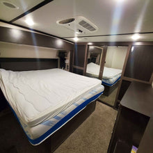 Load image into Gallery viewer, 2019 Crossroads Cruiser 3391RL