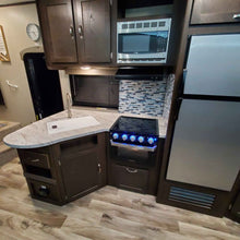 Load image into Gallery viewer, 2019 Springdale 272FWRE