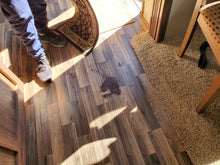 Load image into Gallery viewer, 2015 Keystone RV Cougar 333MKS