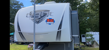 Load image into Gallery viewer, 2018 Highland Ridge 291RLS
